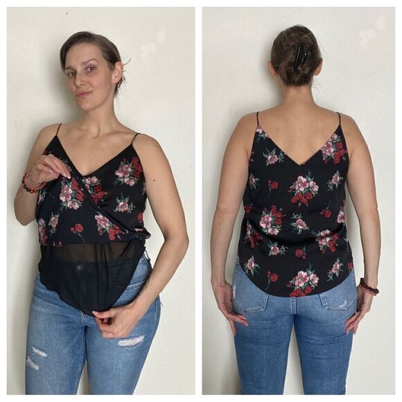 Express Floral Top Black Red Pink Feminine V Neck Medium - Picture 3 of 9